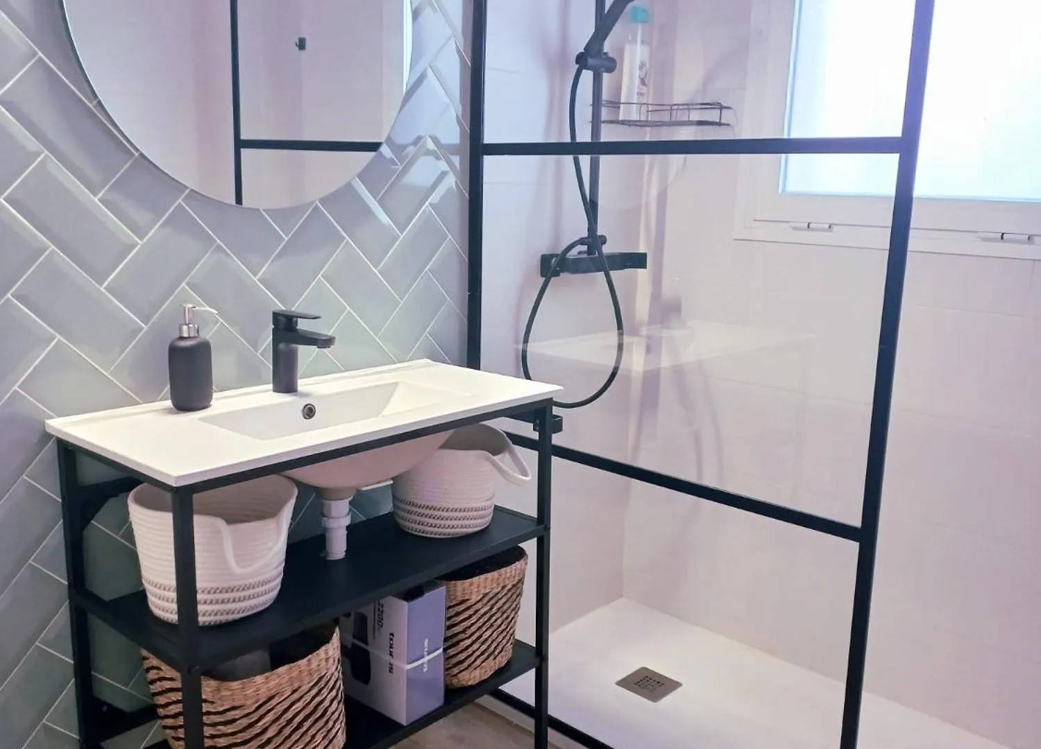 아파트 Triana San Jacinto Apartmento Leiria 세비야